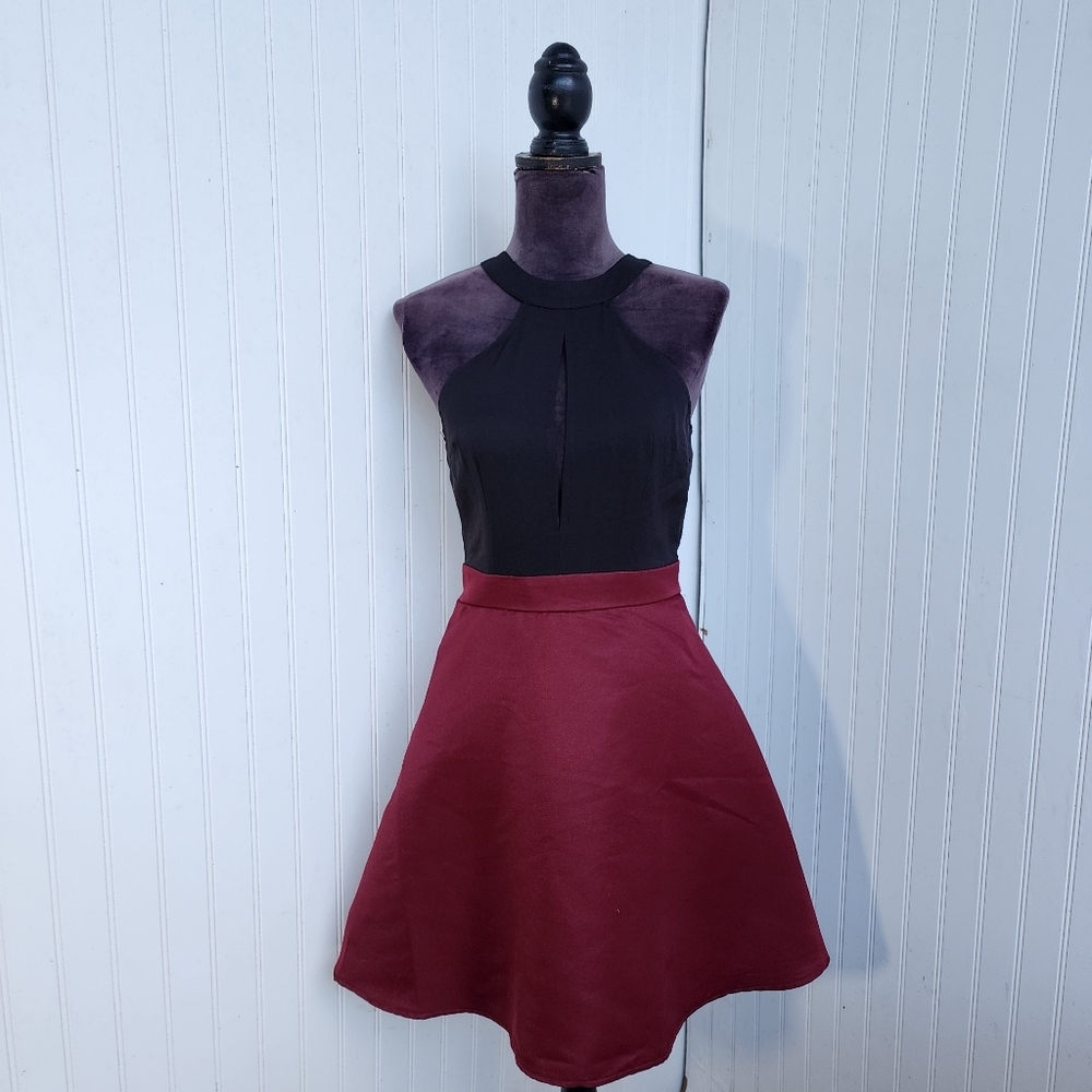 AX Paris Black Burgundy Satin Sleeveless Round Neck Sheath Knee-Length Dress 8